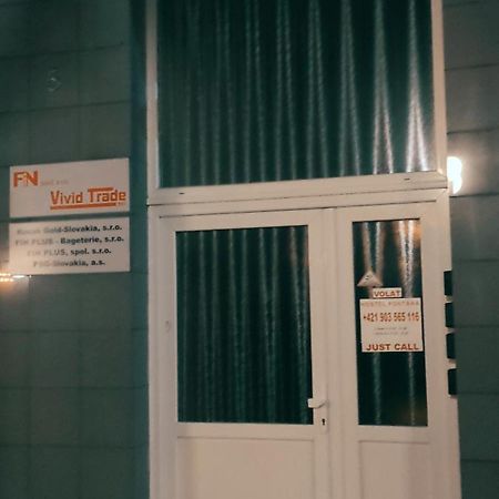 Hostel Fontana 日利纳 外观 照片