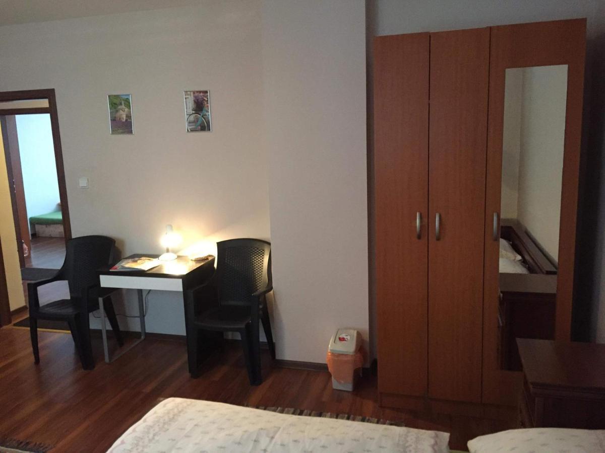 Hostel Fontana 日利纳 外观 照片