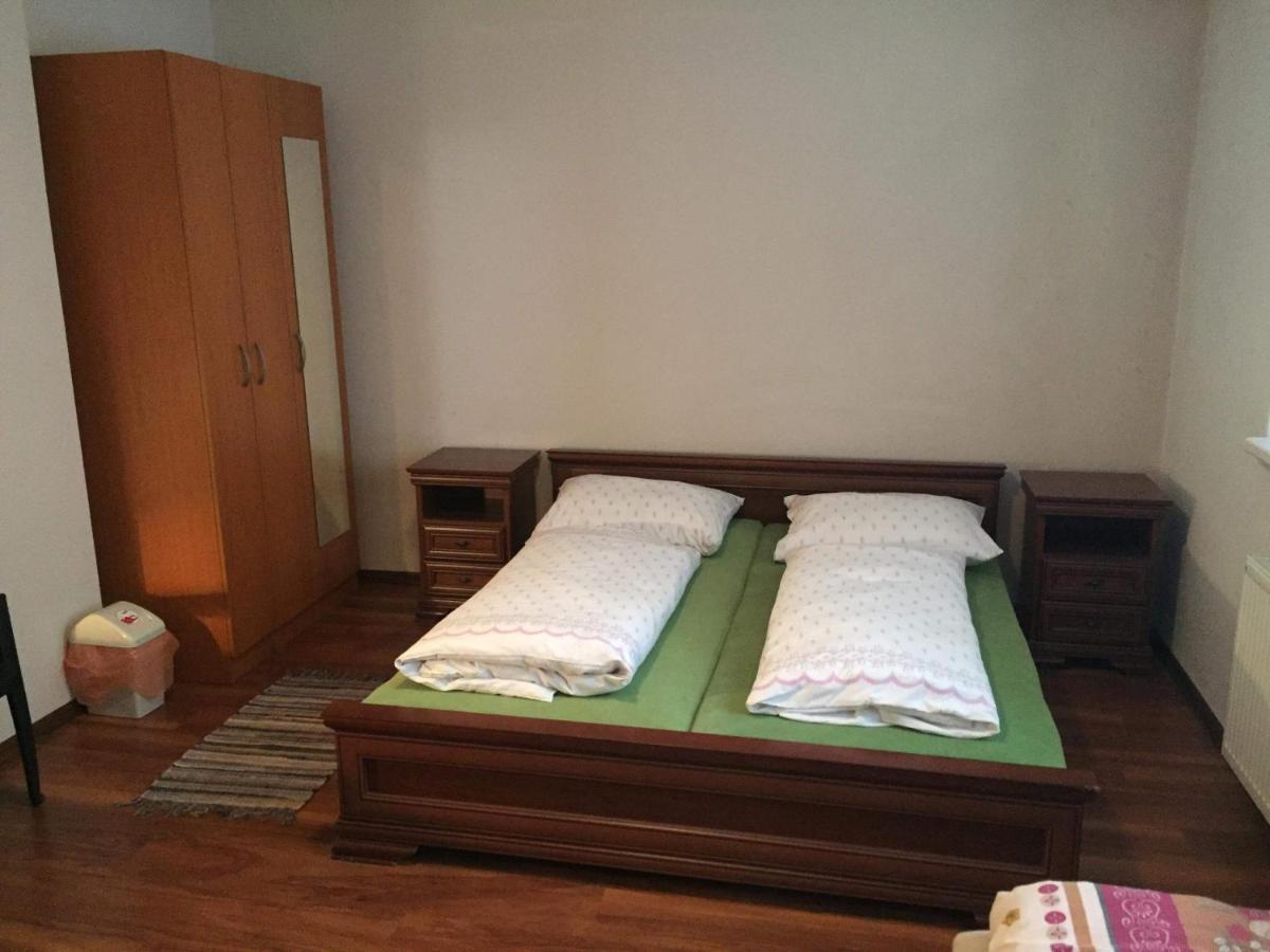 Hostel Fontana 日利纳 外观 照片