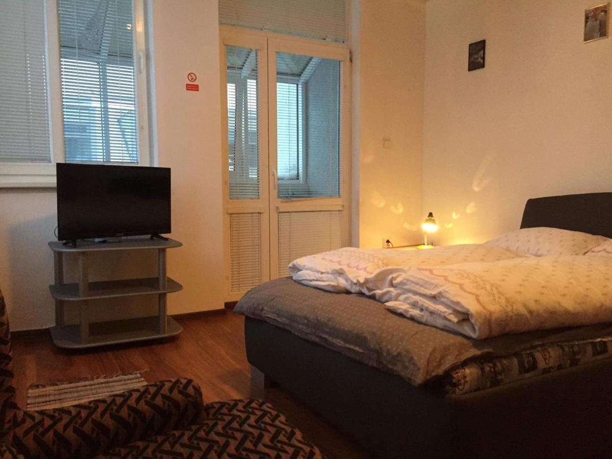 Hostel Fontana 日利纳 外观 照片