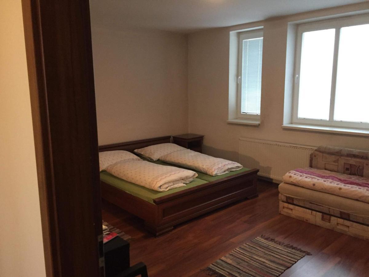 Hostel Fontana 日利纳 外观 照片